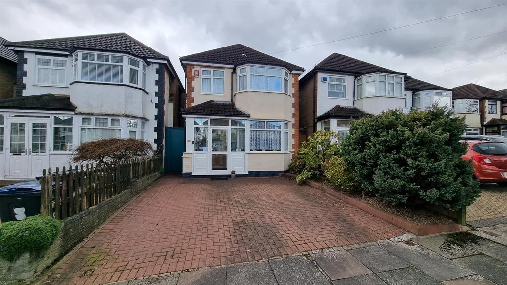 Myrtle Avenue, Kings Heath, Birmingham 3 bed detached house for sale