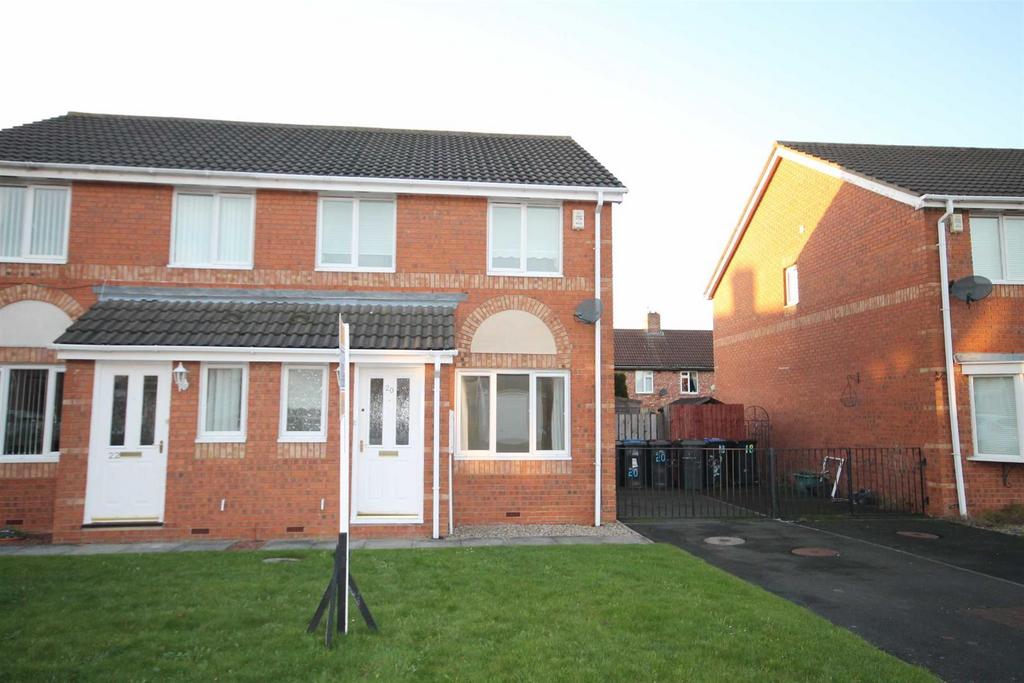 Habgood Drive, Gilesgate, Durham 3 bed semidetached house £130,000