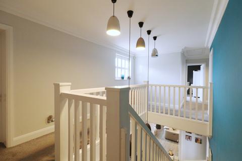 2, Evergreens North Road, South Ockendon, RM15 6SS