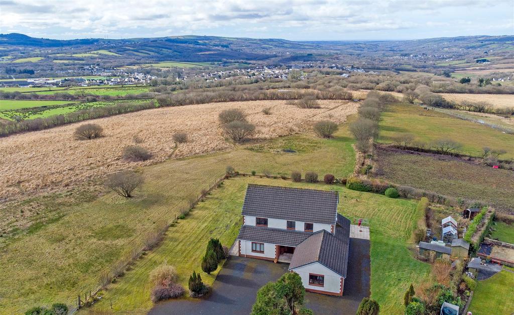 Bonwydd, Church Road, Gorslas, Llanelli 5 bed detached house £600,000