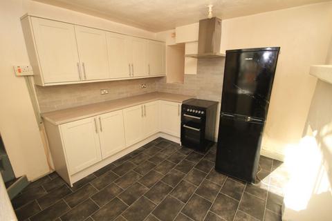 13 Ashgrove, Eccleshill, Bradford, BD2 3ET