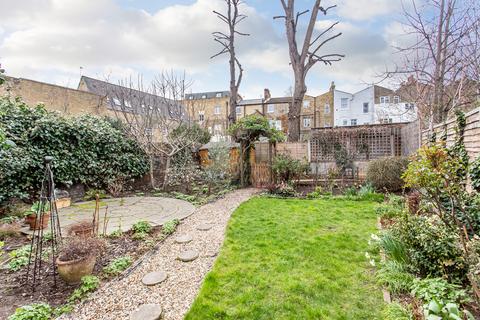 24 Alloway Road, London, E3 5AS