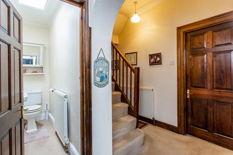 24 Alloway Road, London, E3 5AS