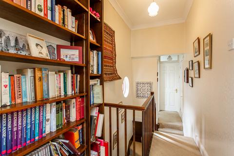 24 Alloway Road, London, E3 5AS