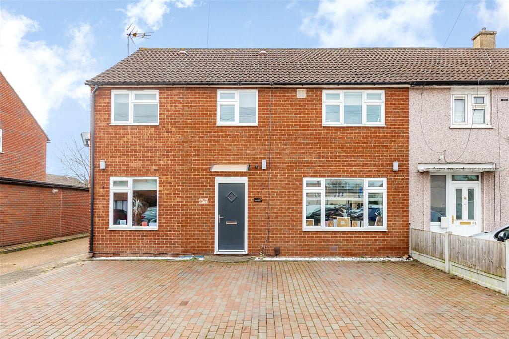 Dunkellin Way, South Ockendon, Essex, RM15 4 bed semidetached house