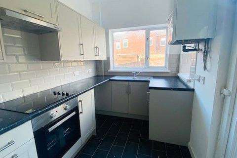 2 bedroom terraced house to rent, Dodsworth Street, Mexborough, South Yorkshire, S64