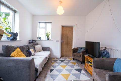 undefined, Large 6 Bed student house Stewart Road
