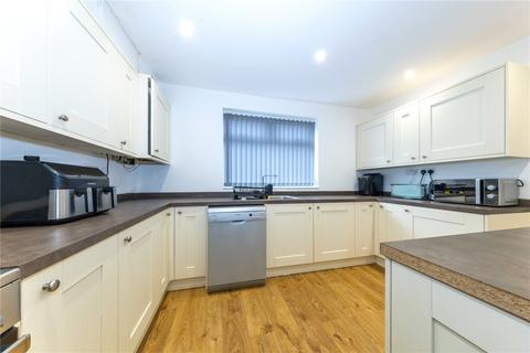 undefined, Corncrake Close, Bedfordshire LU2