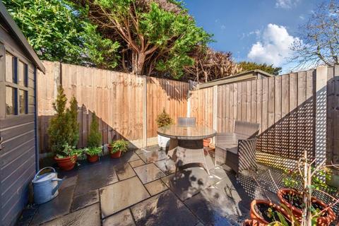 6 Rooksmead Road, Sunbury-on-thames, TW16 6PD