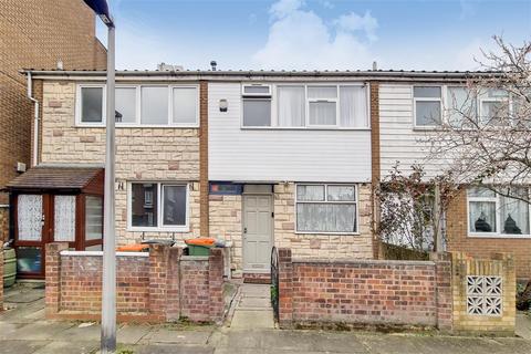 37 Hamfrith Road, London, E15 4LG