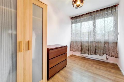37 Hamfrith Road, London, E15 4LG