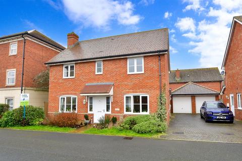 4 bedroom detached house for sale - Colworth Road, Bognor Regis, West Sussex