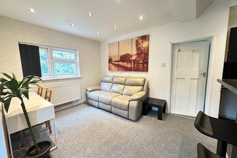 1 bedroom apartment to rent, Ashburnham Road, Luton, Bedfordshire
