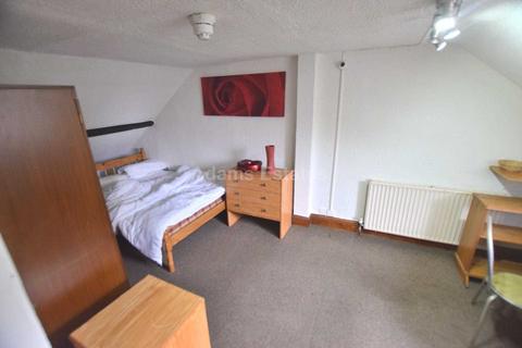 1 bedroom in a house share to rent - Room 4, Zinzan Street, Reading