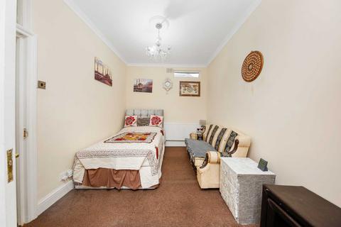 127 Vicarage Road, Leyton, London, E10 5DR