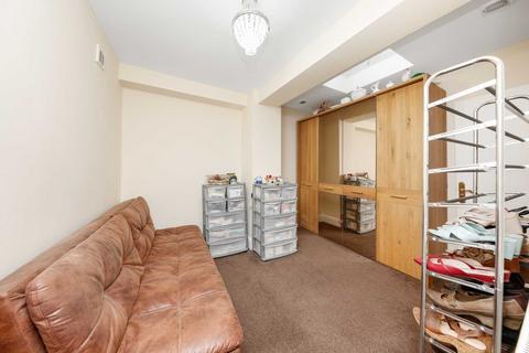 127 Vicarage Road, Leyton, London, E10 5DR