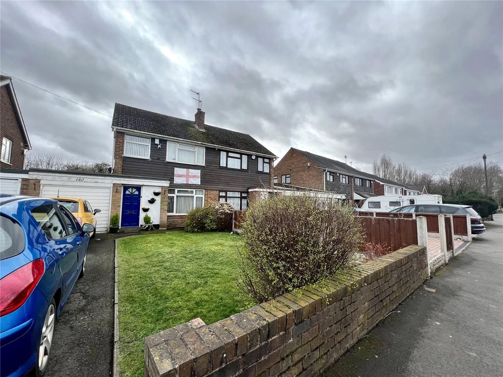Waddensbrook Lane, Wednesfield... 3 bed detached house £950 pcm (£219 pw)