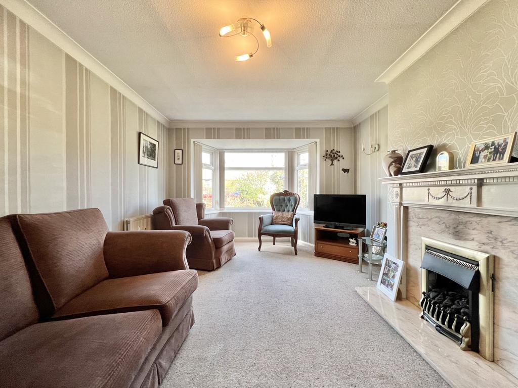 Poplar Avenue, Garforth 3 bed bungalow £230,000