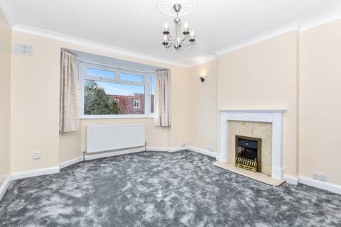 2 bedroom flat to rent, Montrose Road, Harrow, HA3