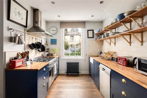 16 Mile End Place, London, E1 4BH