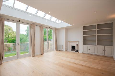 4 bedroom semi-detached house for sale, The Vineyard, Richmond, TW10