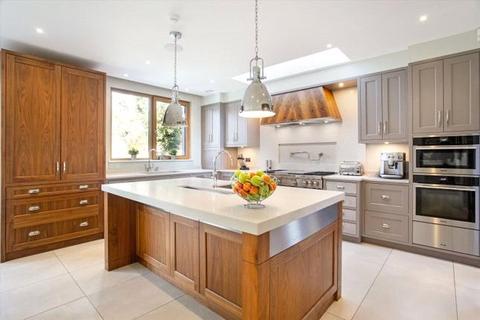 5 bedroom detached house for sale, Bramcote Road, London SW15