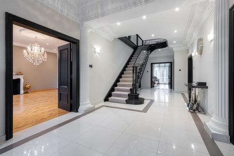 6 bedroom detached house for sale - Coombe, Kingston Upon Thames KT2