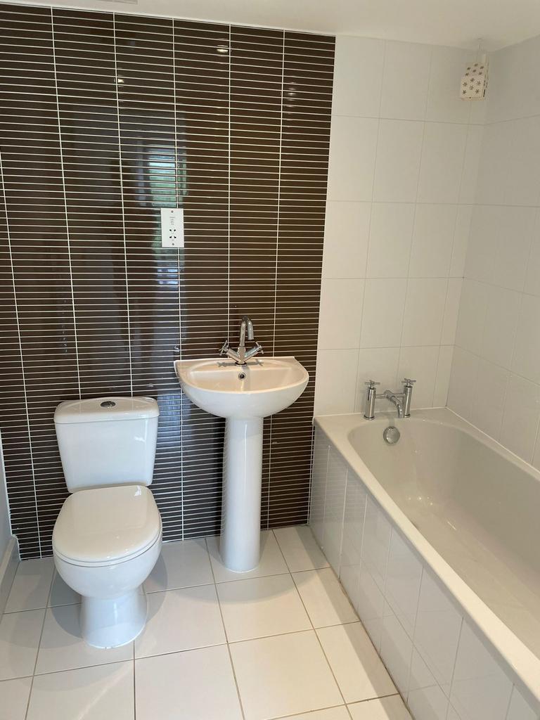 En Suite Bathroom