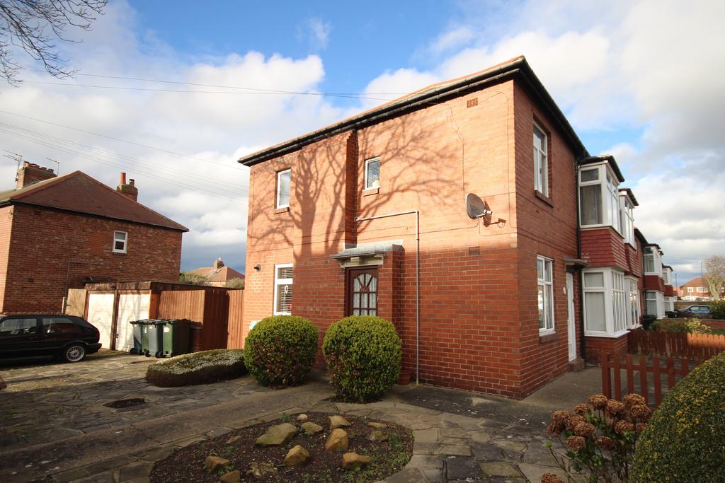 Fairfield Drive, West Monkseaton, Whitley Bay, NE25 9SL 1 bed flat for