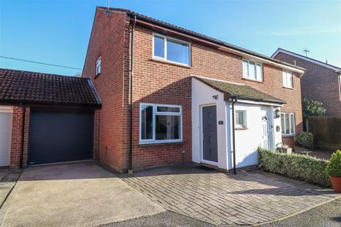 7 Appledown Close, Alresford, SO24 9ND