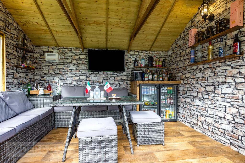 Outbuilding