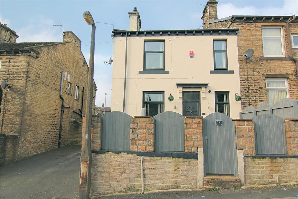 Orleans Street, Off Halifax Road, Bradford, BD6 2 bed terraced house