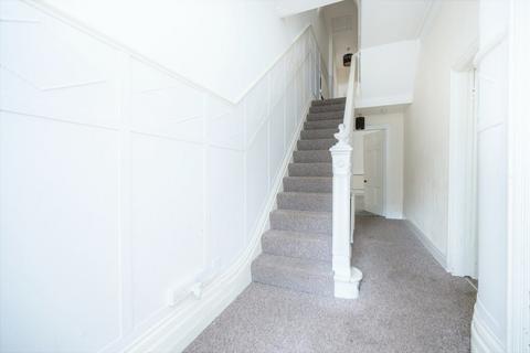 4 bedroom semi-detached house for sale - Swinley Road, Swinley, Wigan WN1 2DL