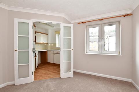 1 bedroom flat for sale, Croydon Road, Caterham, Surrey