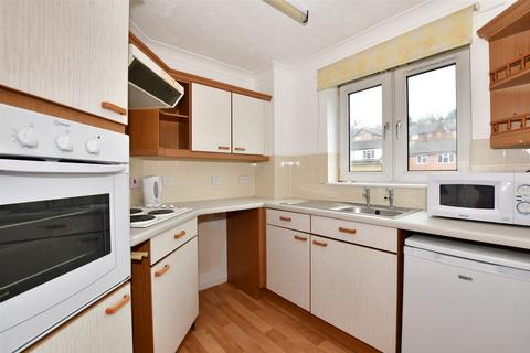 1 bedroom flat for sale, Croydon Road, Caterham, Surrey