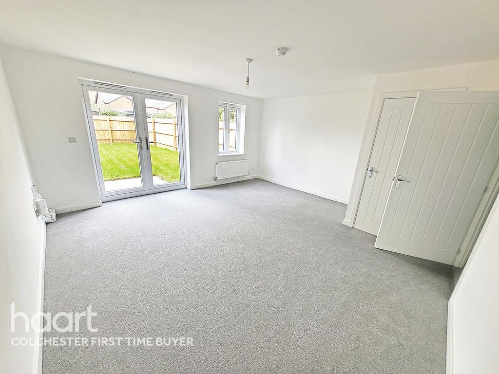 10 Rogers Avenue, Earls Colne, Colchester 2 bed terraced house for sale