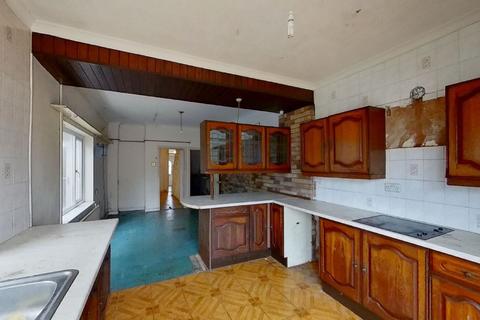 65 Cwrt Sart, Neath, SA11 2SR
