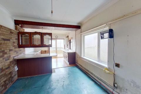 65 Cwrt Sart, Neath, SA11 2SR
