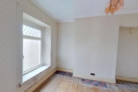 65 Cwrt Sart, Neath, SA11 2SR