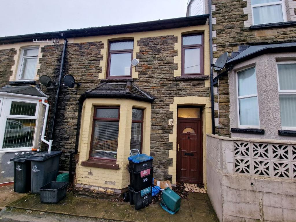 113 Oak Street, Abertillery, NP13 1TQ 3 bed terraced house £64,000