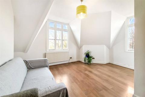 121b Tottenham Lane, London, N8 9BJ