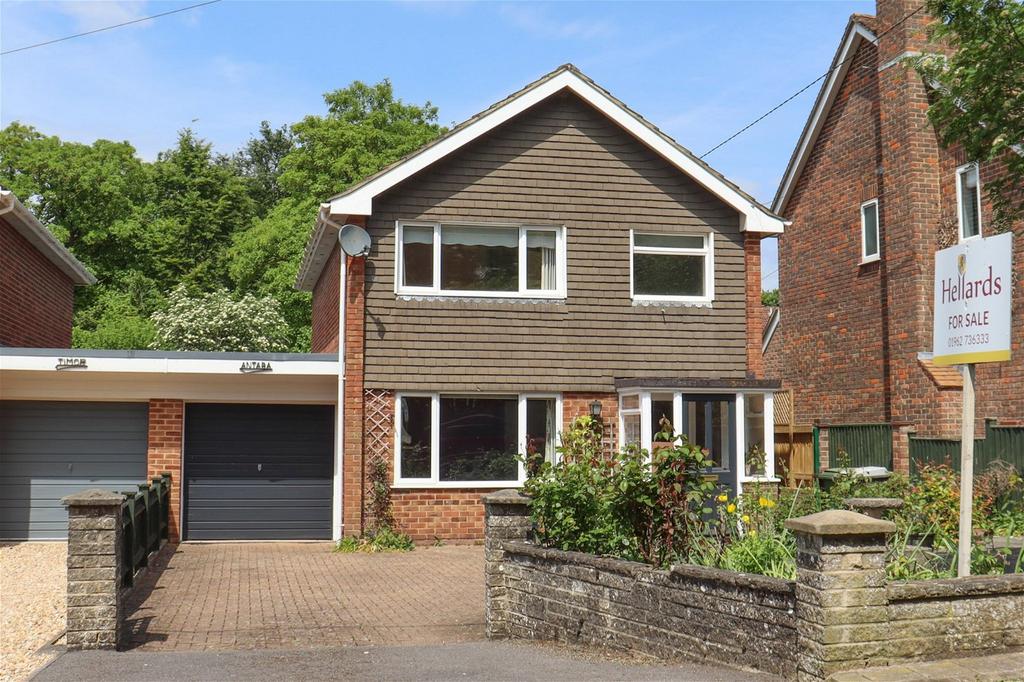 Antara, Tichborne Down, Alresford 3 bed link detached house for sale