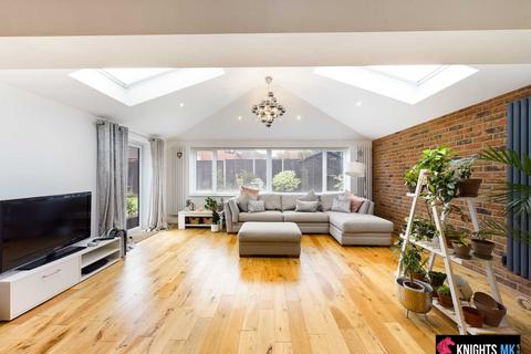 5 bedroom detached house for sale - Tatling Grove, Milton Keynes MK7