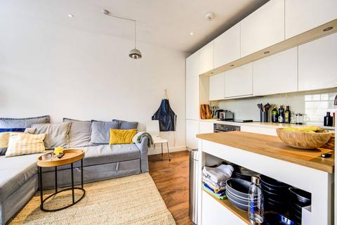 Apartment 2, Bancroft Court, 35 Ackmar Road, London, SW6 4UR