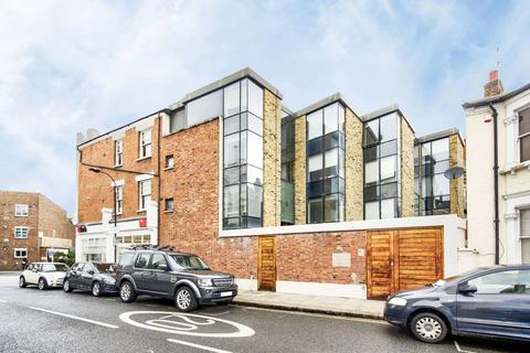 Apartment 2, Bancroft Court, 35 Ackmar Road, London, SW6 4UR
