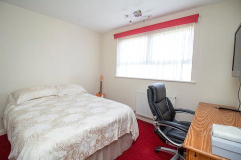 50 Broadfields Avenue, Edgware, HA8 8PG