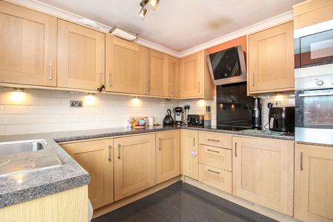 11 Ashridge Drive, Bedford, MK41 0QF