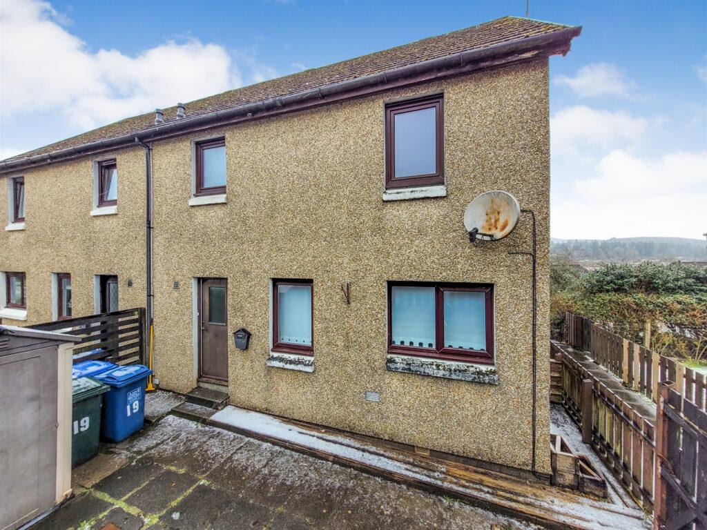 19 Ardpatrick Place, Lochgilphead, Argyll 3 bed semidetached house for