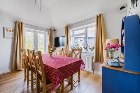 1 Barnett Road, Steventon, Abingdon, OX13 6AJ