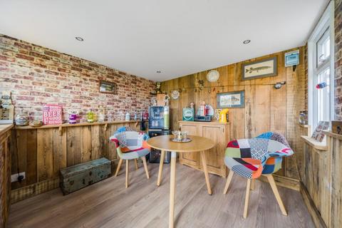 1 Barnett Road, Steventon, Abingdon, OX13 6AJ